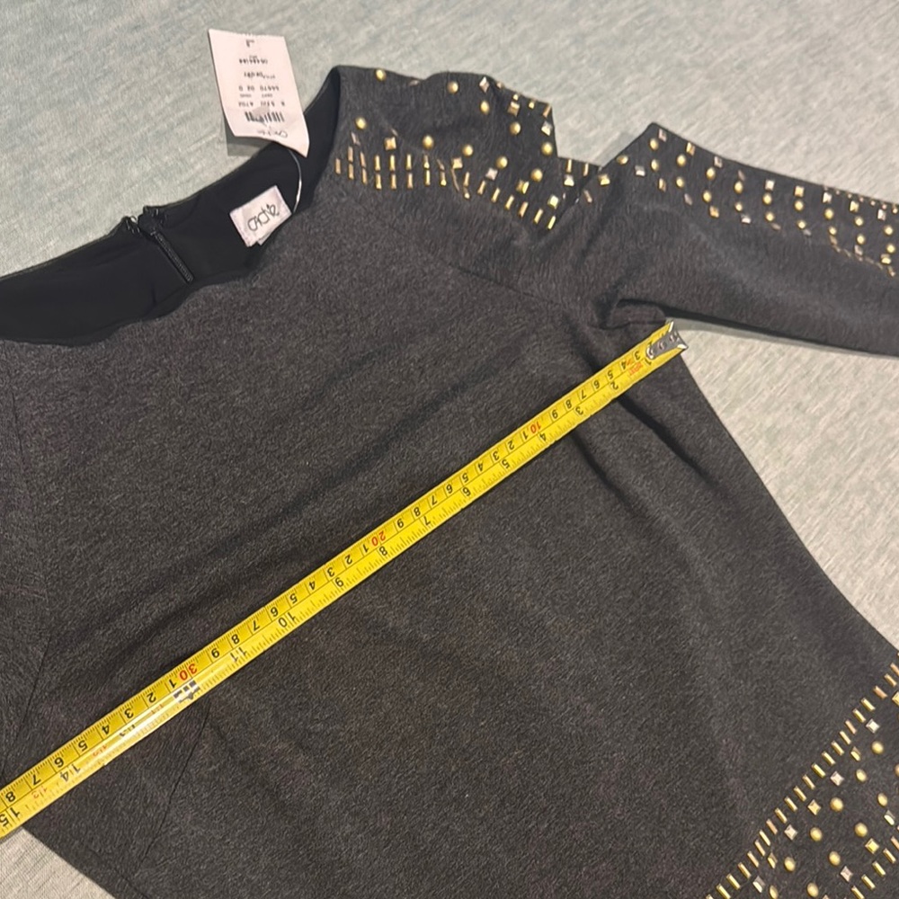๐ Cache Elegant Studded Dress - Picture 8 of 13